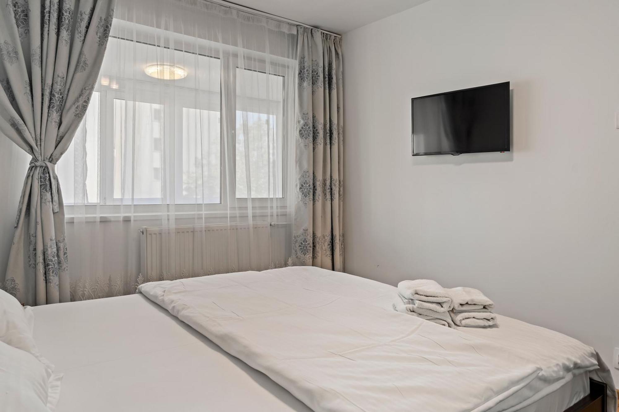 Apartament De Lux Drumul Taberei Bucareste Exterior foto